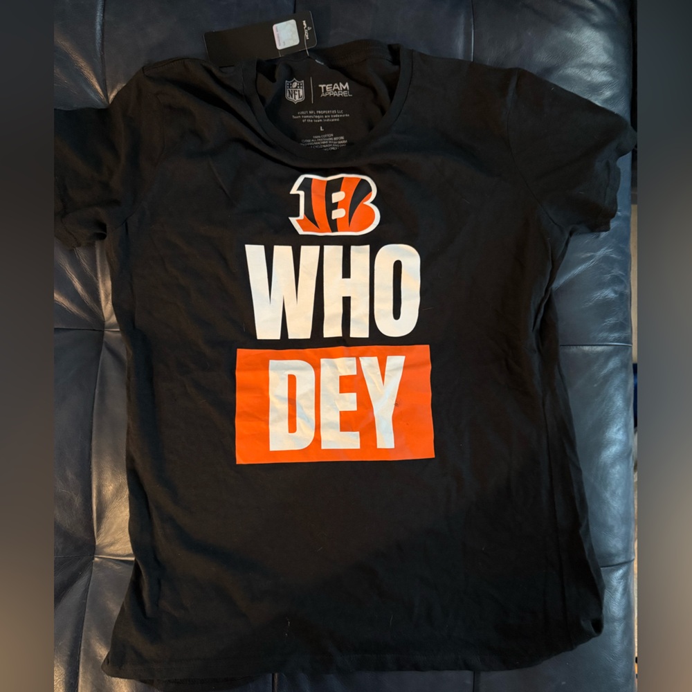 NFL Bengals 'Who Dey' T-Shirt NWT never worn